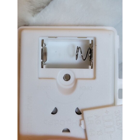 Universal Wizarding World of Harry Potter Hedwig Owl 11" Plush Puppet with Sound - Picture 8 of 9